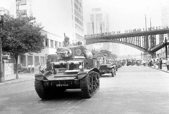 O Movimento Sociopolítico Brasileiro (1964)